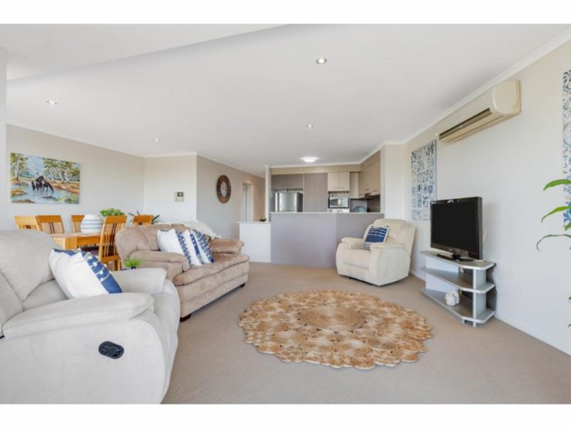 302/6-8 Victoria Parade, Rockhampton City QLD 4700